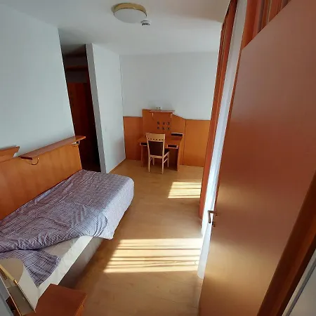 Hostel Longstayhostel