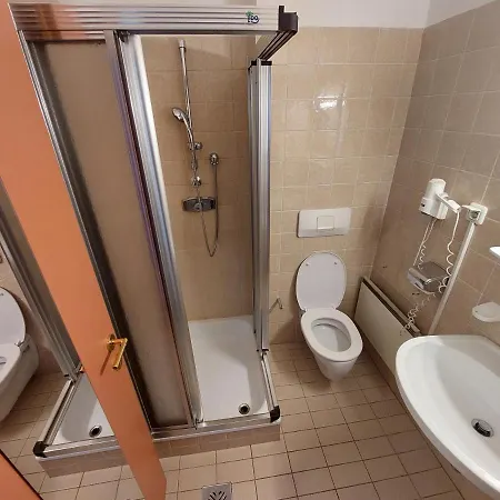Longstayhostel *