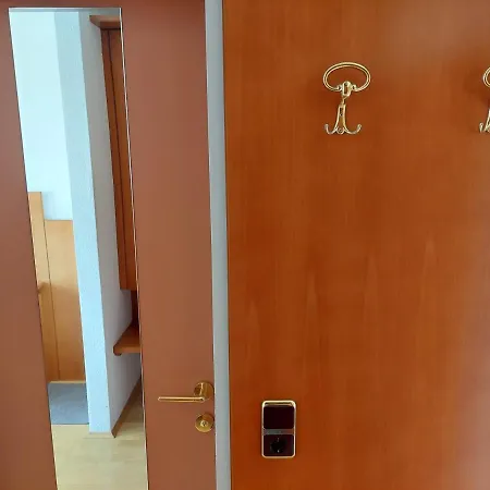 Longstayhostel Hostel *